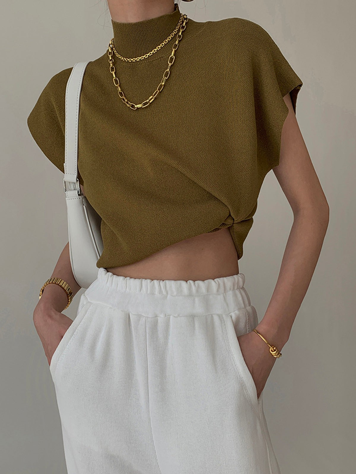 Orion Sleeveless Vest